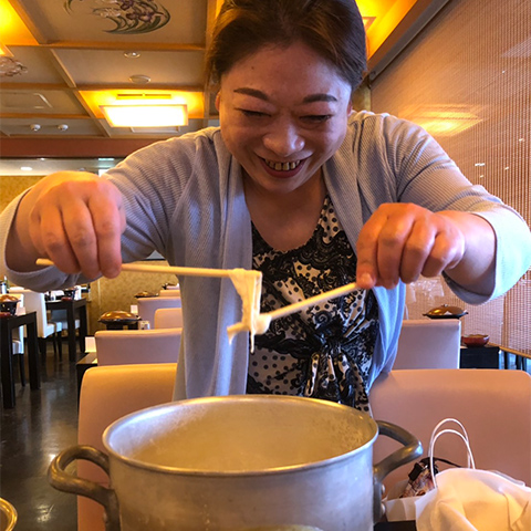 春のレクリエーション 豆腐作り体験